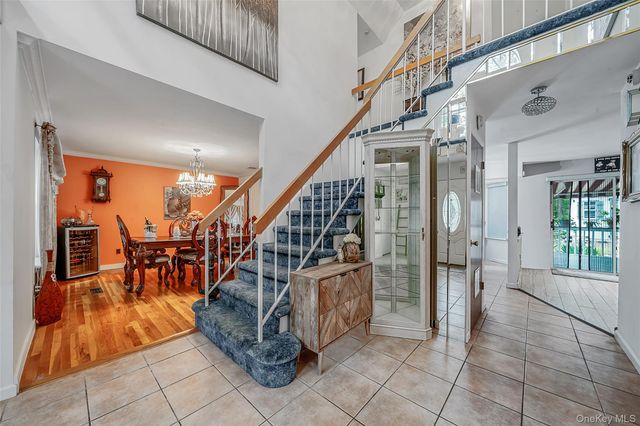 2 Barbara Anne Street, Manorville, NY 11949
