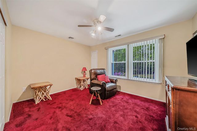 2 Barbara Anne Street, Manorville, NY 11949