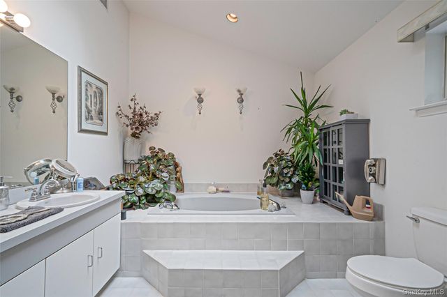 2 Barbara Anne Street, Manorville, NY 11949