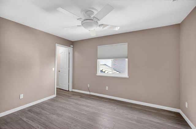 8758 Freesia Dr, Elk Grove, CA 95624
