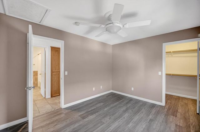 8758 Freesia Dr, Elk Grove, CA 95624