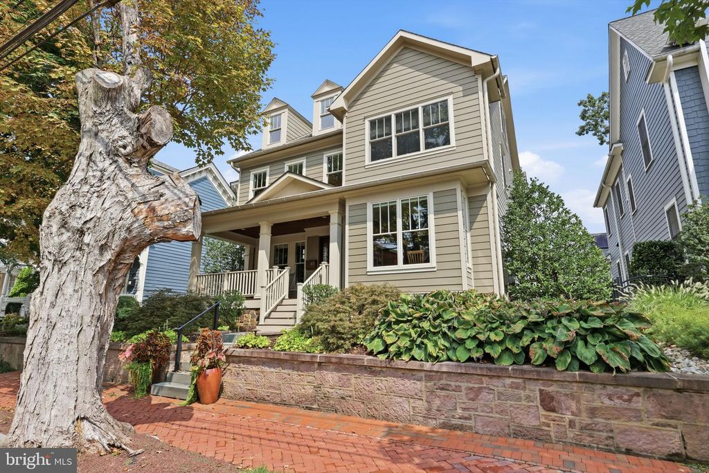 117 N STATE ST, NEWTOWN, PA 18940 — photo 3