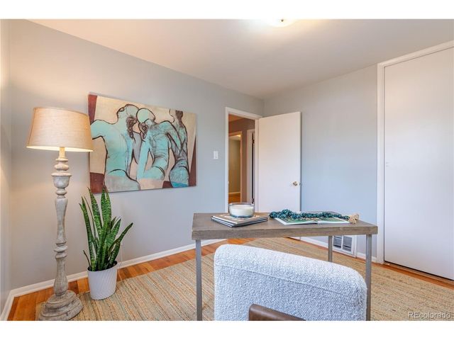 1842 S Dahlia St, Denver, CO 80222