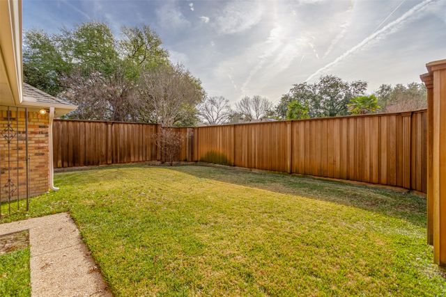 7822 Glenneagle Drive, Dallas, TX 75248