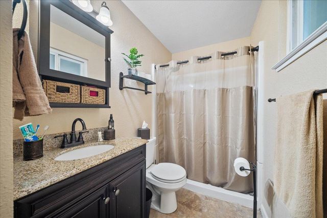 5733 Mesa Verde Cir, Rocklin, CA 95677