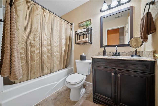 5733 Mesa Verde Cir, Rocklin, CA 95677