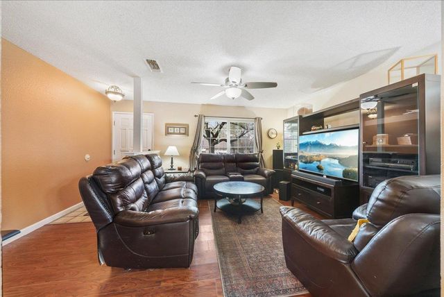 5733 Mesa Verde Cir, Rocklin, CA 95677