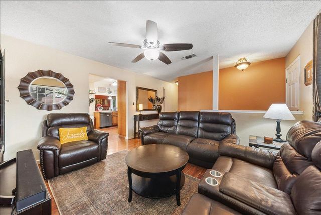 5733 Mesa Verde Cir, Rocklin, CA 95677