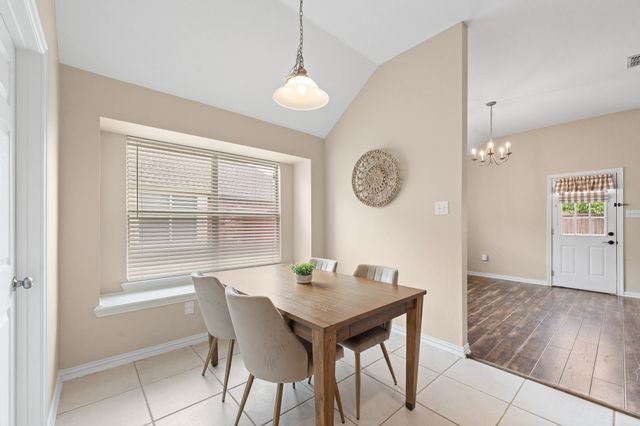 3205 Chesington Drive, Fort Worth, TX 76137