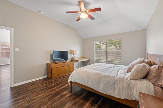 3205 Chesington Drive, Fort Worth, TX 76137