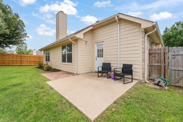 3205 Chesington Drive, Fort Worth, TX 76137