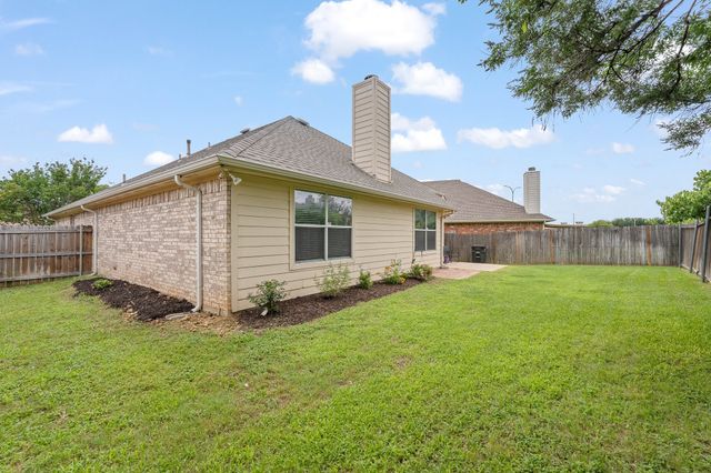 3205 Chesington Drive, Fort Worth, TX 76137