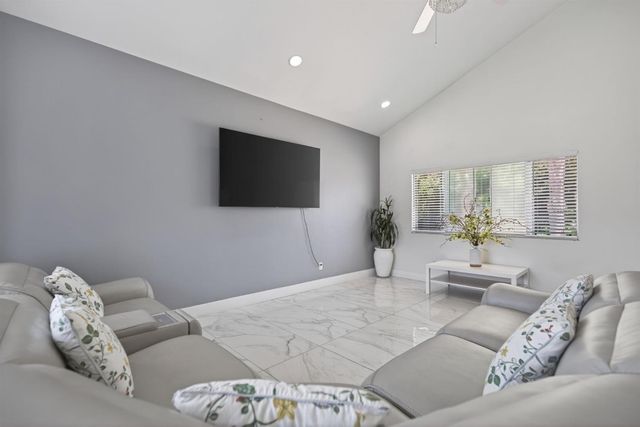 4821 Propitious Ct, Sacramento, CA 95842