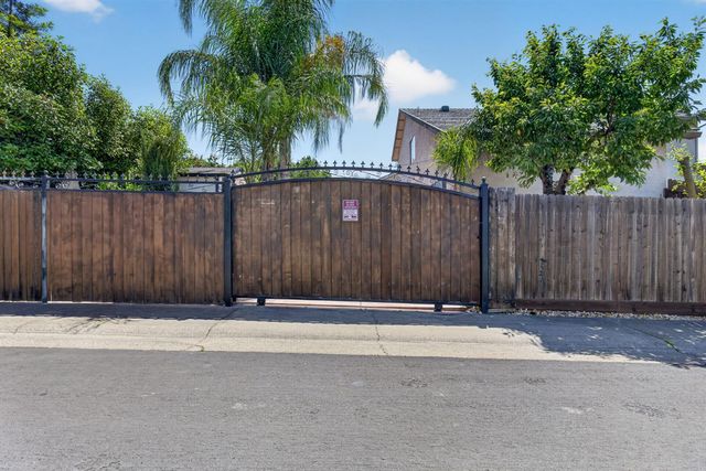 4821 Propitious Ct, Sacramento, CA 95842