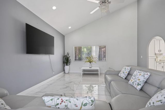 4821 Propitious Ct, Sacramento, CA 95842