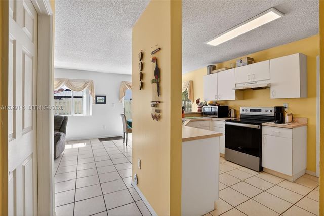 9633 SW 163rd Court, Miami, FL 33196