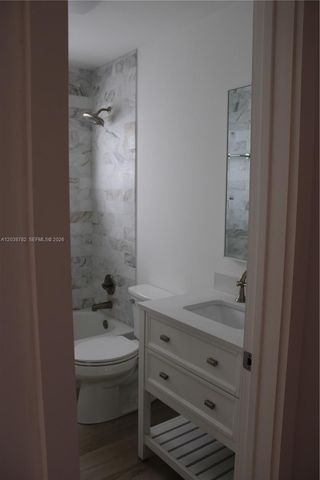3827 SW 88 COURT A, Miami, FL 33165
