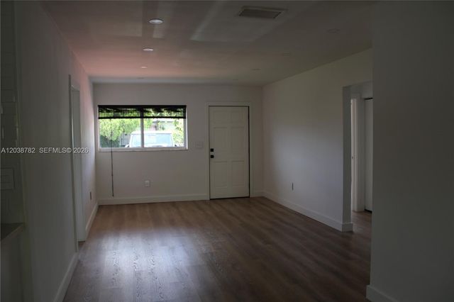 3827 SW 88 COURT A, Miami, FL 33165