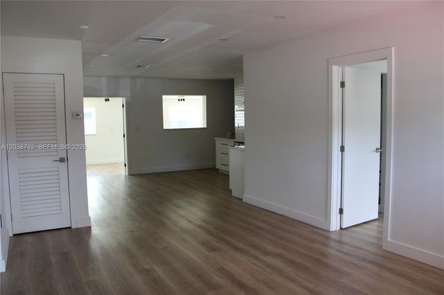 3827 SW 88 COURT A, Miami, FL 33165