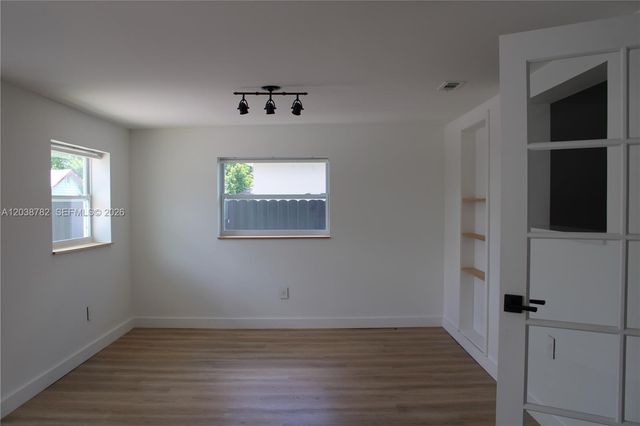 3827 SW 88 COURT A, Miami, FL 33165