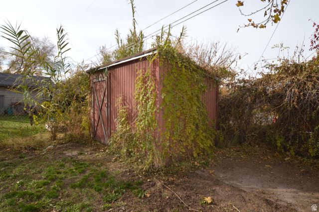 86 MILL RD, Layton, UT 84041