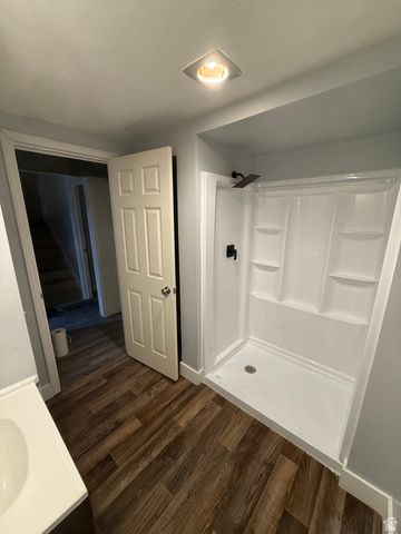 86 MILL RD, Layton, UT 84041