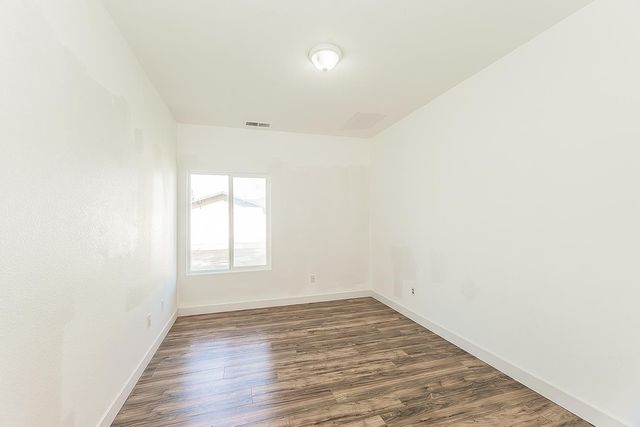 2721 Holland Avenue, Clovis, CA 93611