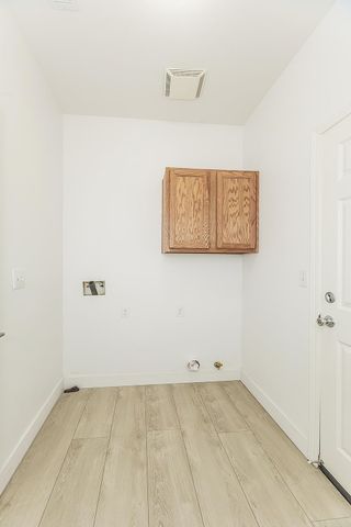 2721 Holland Avenue, Clovis, CA 93611