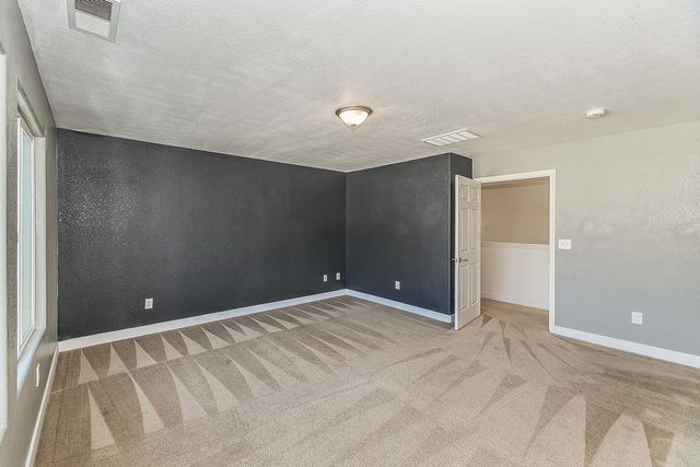 2721 Holland Avenue, Clovis, CA 93611