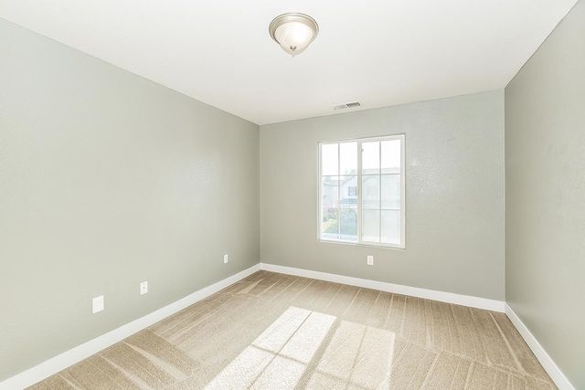 2721 Holland Avenue, Clovis, CA 93611