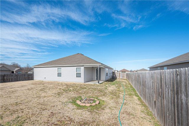 606 W Pittsfield Street, Siloam Springs, AR 72761