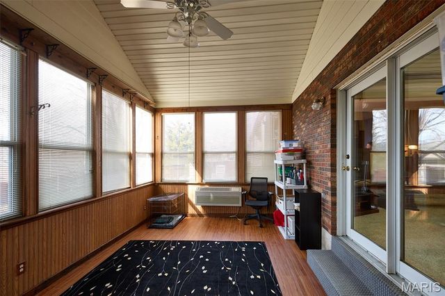 2925 Westborough Drive, St Charles, MO 63301