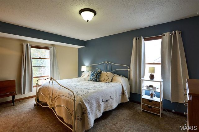 2925 Westborough Drive, St Charles, MO 63301