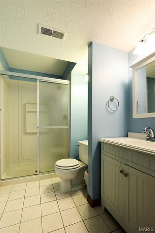 2925 Westborough Drive, St Charles, MO 63301