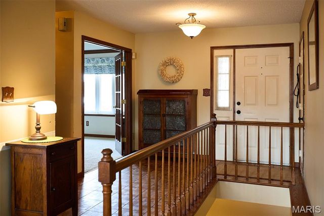 2925 Westborough Drive, St Charles, MO 63301