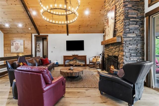 254 Leatherwood Mountain Road, Ellijay, GA 30540
