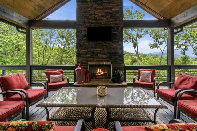 254 Leatherwood Mountain Road, Ellijay, GA 30540