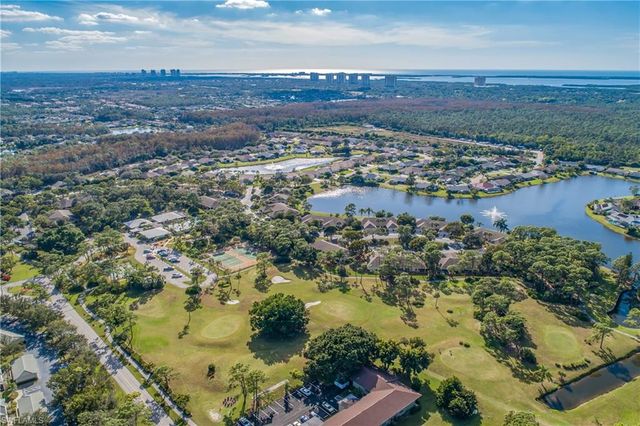 21705 Sungate CT, Estero, FL 33928