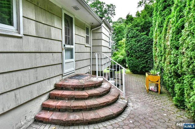362 Cornell Street, Wyckoff, NJ 07481