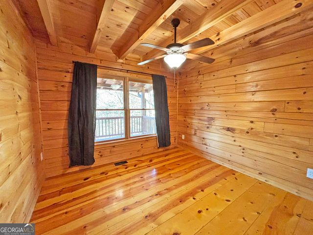 571 Jones Creek Road, Ellijay, GA 30540