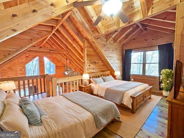 571 Jones Creek Road, Ellijay, GA 30540