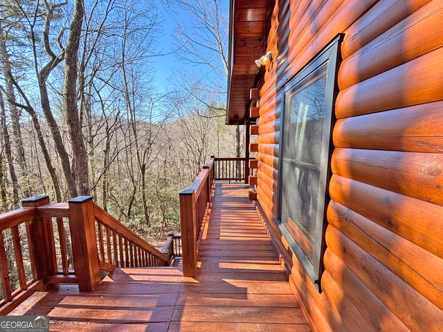 571 Jones Creek Road, Ellijay, GA 30540