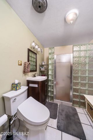 2350 W Sunkist Road, Tucson, AZ 85755