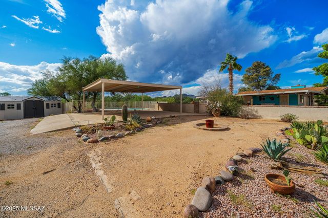 2350 W Sunkist Road, Tucson, AZ 85755
