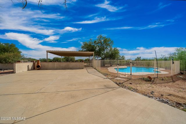 2350 W Sunkist Road, Tucson, AZ 85755