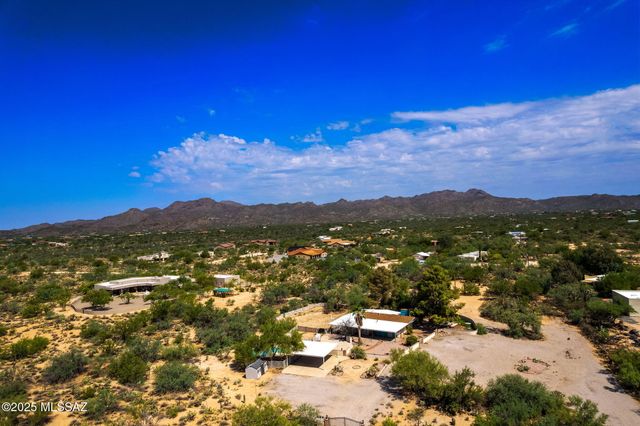2350 W Sunkist Road, Tucson, AZ 85755