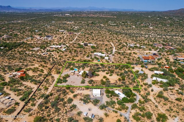 2350 W Sunkist Road, Tucson, AZ 85755