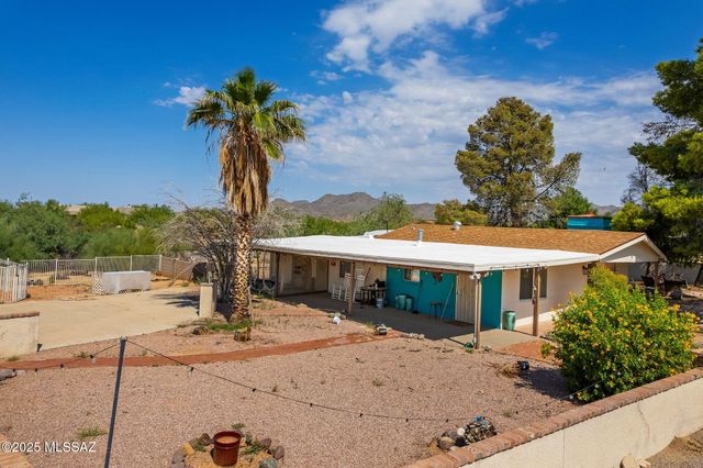 2350 W Sunkist Road, Tucson, AZ 85755