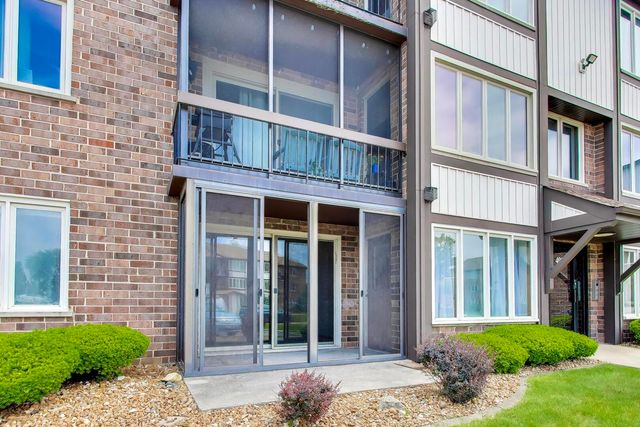 4932 Circle Court 502, Crestwood, IL 60418