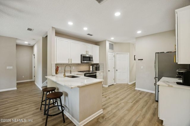 86126 REMSENBURG Drive, Fernandina Beach, FL 32034